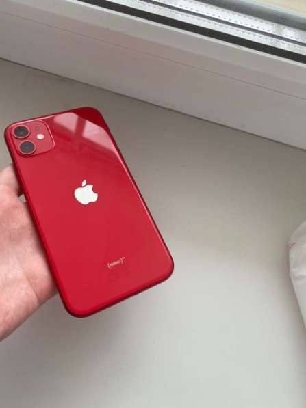 IPhone 11 Product Red в Москве