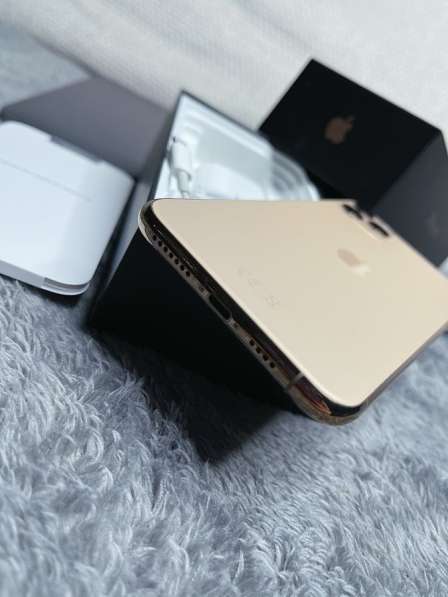 IPhone 11 Pro Max, Gold, 64GB в Новосибирске фото 3