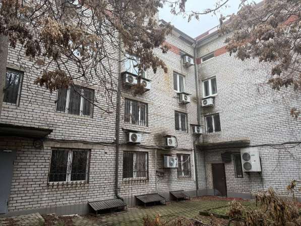 Админздание 1420м. кв, Ворошиловский район, Донецк в 