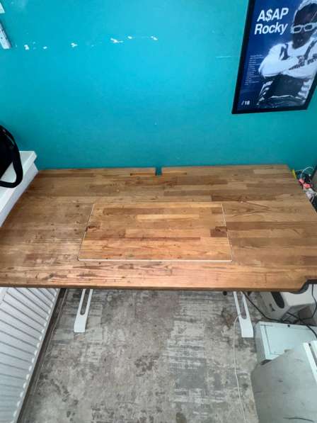 Письменный стол