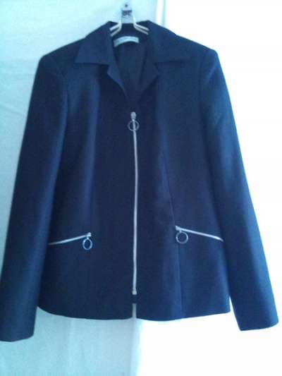 Черный пиджак Италия Новый Р. 44-46
