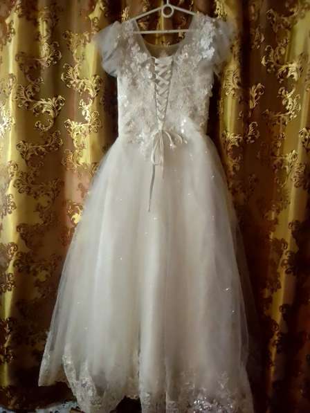 Продаю свадебное платье в Санкт-Петербурге