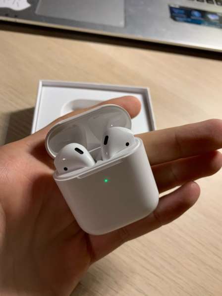 AirPods 2