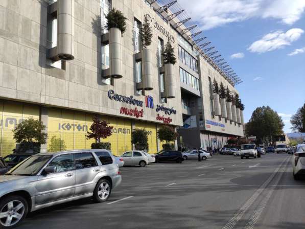 Продается офисное/коммерческое помещение в Тбилиси в 