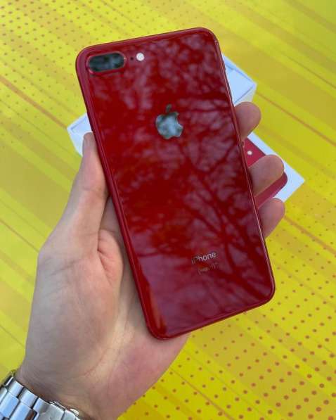 Apple iPhone 8 Plus - 64GB - Red(Unlocked) Excellent Conditi