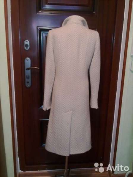 Пальто демисезонное шерстяное в Новосибирске