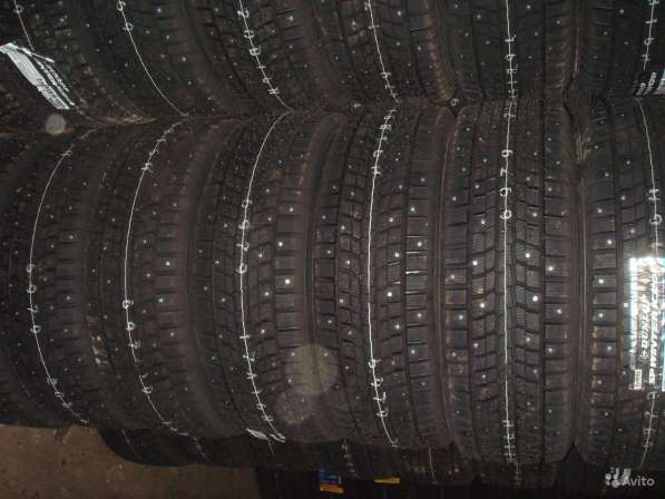Новые шипы Dunlop 205/55 R16 Winter ICE01 в Москве фото 4
