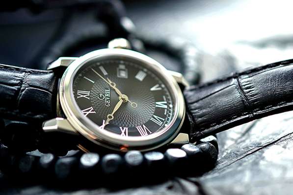 Роскошные часы Gevril Swiss Made, сапфир, застежка-бабочка в Рязани фото 9