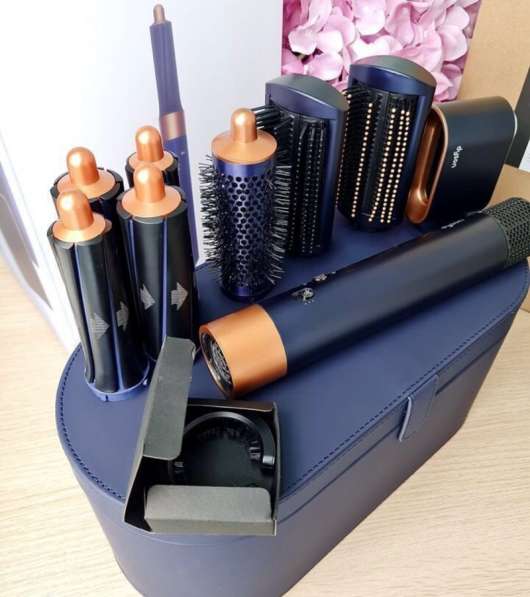 Стайлер Dyson в Санкт-Петербурге