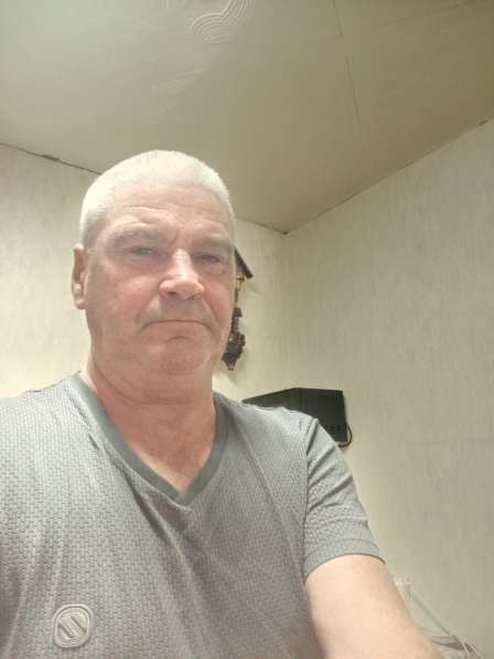 Иван, 55 лет, хочет пообщаться