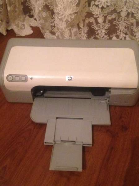 Струйный цветной принтер HP