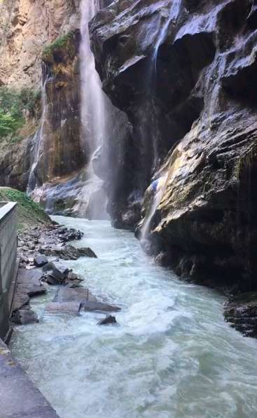 Экскурсия Шато Эркен+Чегемские водопады в Нальчике фото 5