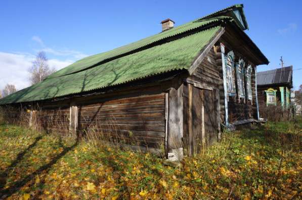 бревенчатый дом в тихой деревне, на берегу небольшой речки в Москве фото 19