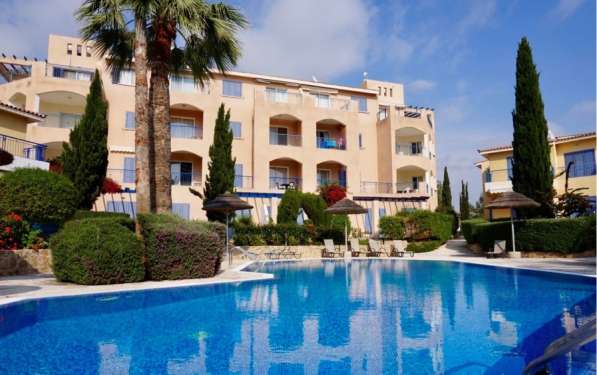 Отличный 3-спальный Апартамент в 500м от моря в Пафосе-Кипра