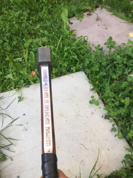 Топор в Москве фото 6