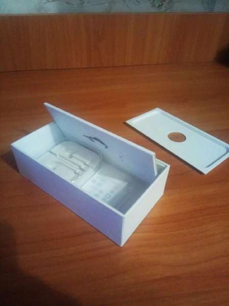 Iphone 5s 32gb, gold в Санкт-Петербурге