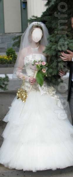 Свадебное платье! Очень красивое! Дешево!!!!!!!!