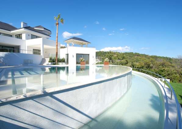 Недвижимость Испании, Коста дель Соль - вилла в Ла Загалета в фото 11
