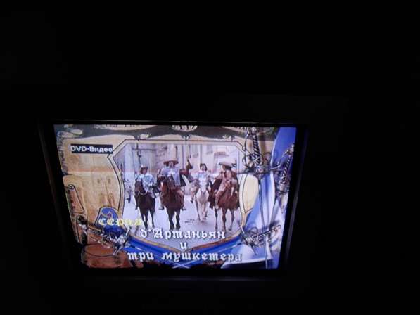 DVD плеер Izumi DV20D112KB в Санкт-Петербурге фото 3