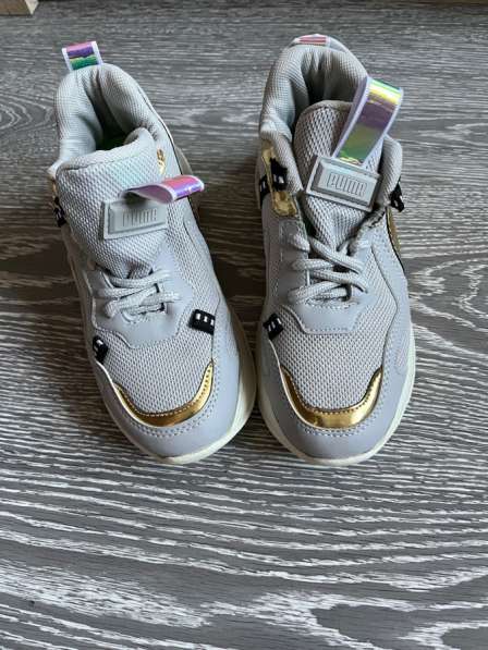 500 руб (37 размер)