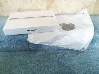 ноутбук Apple MacBook Pro 15 Retin