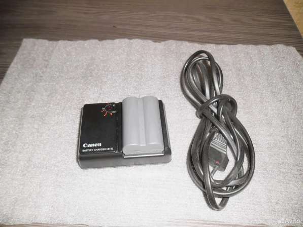 Цифровой зеркальный фотоаппарат canon