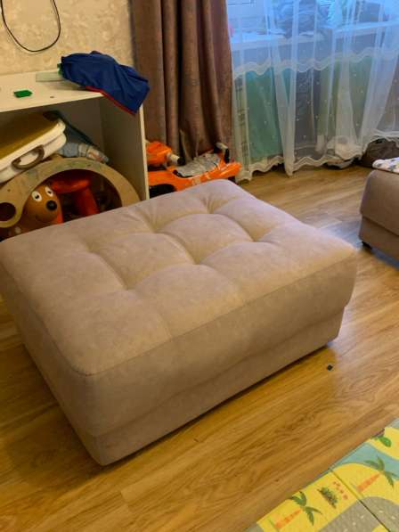 Продам диван, пуф в Санкт-Петербурге фото 3