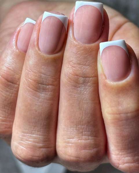 Маникюр, педикюр