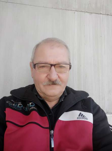 Николай, 65 лет, хочет пообщаться – Хочу познакомиться