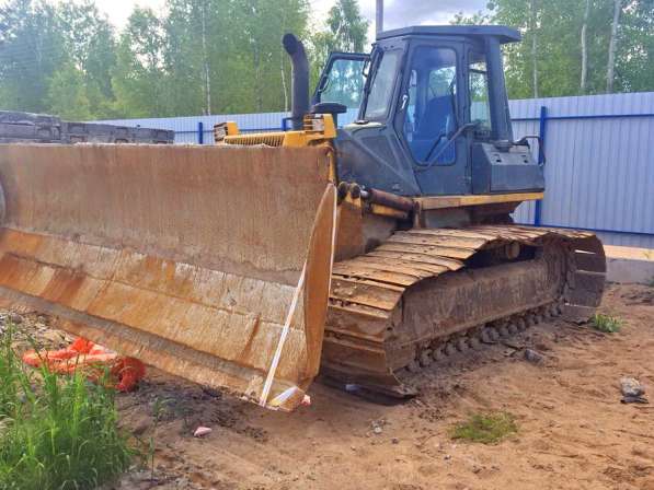 Болотный бульдозер KOMATSU D61-PX12