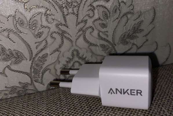 Зарядное устройство сетевое Anker