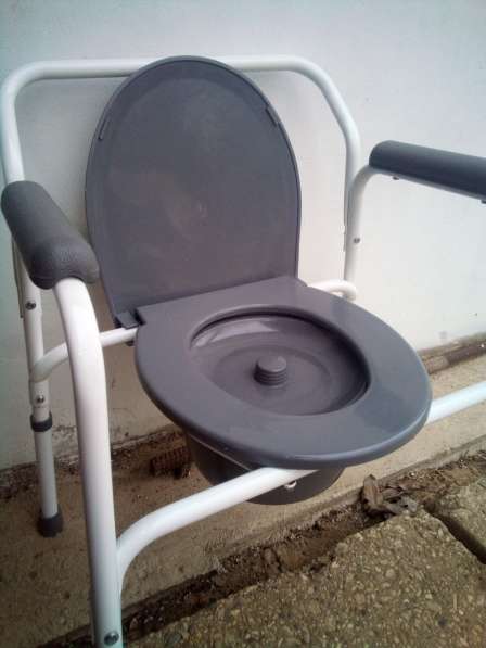 Инвалидная коляска, кресло-туалет, ходунки в Саках фото 3
