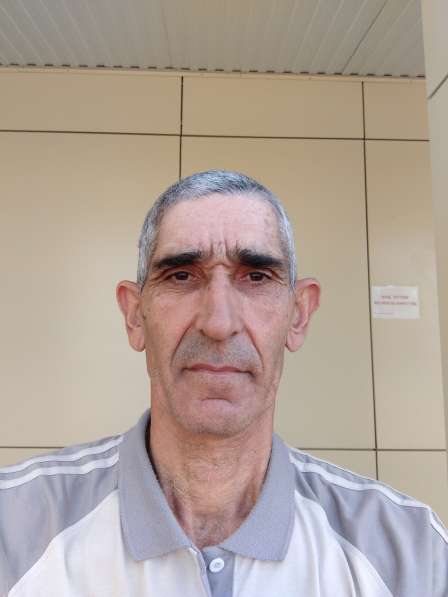 Шухрат, 57 лет, хочет пообщаться