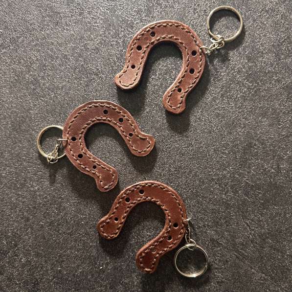 Брелок подковка на удачу в Симферополе