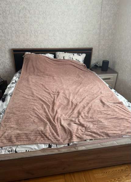 Двухспальная кровать