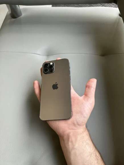 IPhone 12 pro 128gb золотистого цвета в Москве фото 3