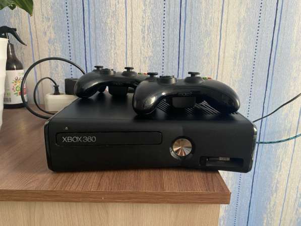 Продам Xbox 360 512гб