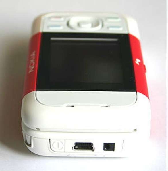 Nokia 5200 (Ростест, оригинал, комплект) в Москве