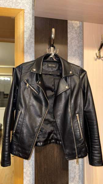 Косуха женская, M (44-46) в Саранске