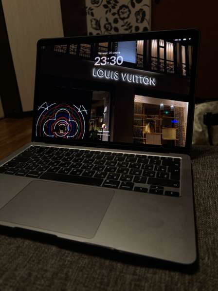 Хороший, качественный МакБук Эир М1