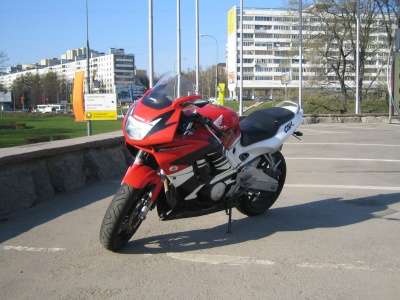 мотоцикл Honda CBR 600 F3