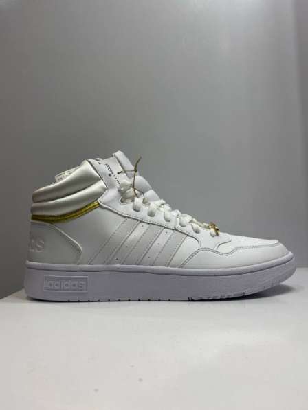 Adidas HOOPS 3.0 MID