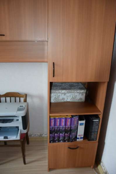 Кровать, стол письм., два шкафа, полка Фирма Шатура "Гном" в Оренбурге фото 3