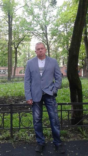 Олег, 51 год, хочет познакомиться