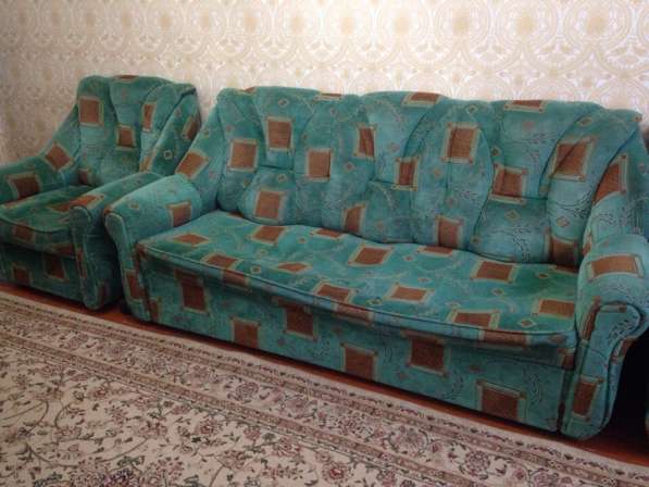 Срочно Продам Тройку: диван и 2 кресла!Качественно и дешево!