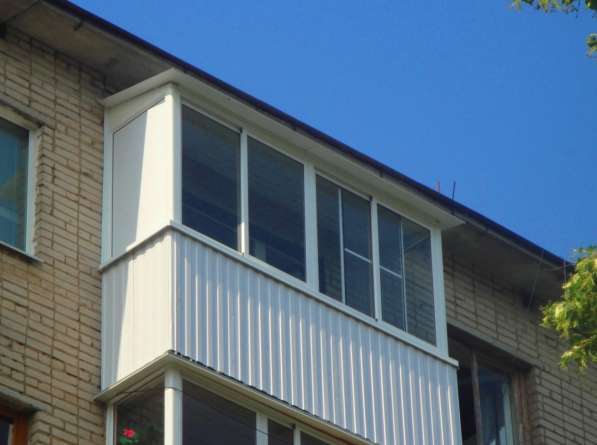 Монтаж пластиковых окон, остекленение балконов и лоджий