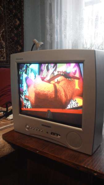 Телевизор daewoo рабочем состоянии,36 см, луганск, подарок
