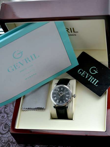 Роскошные часы Gevril Swiss Made, сапфир, застежка-бабочка в Рязани фото 3