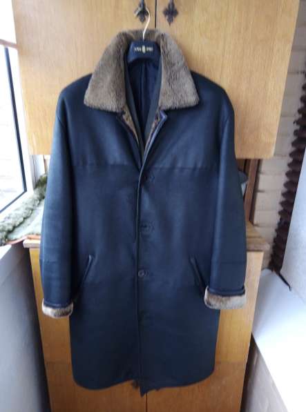 Продаю мужское пальто