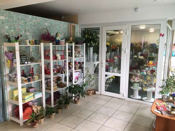 Продам салон цветов в Красноярске